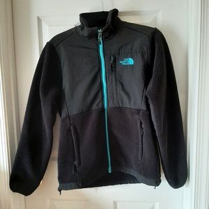North Face Denali Jacket Size S Black with Blue Trim